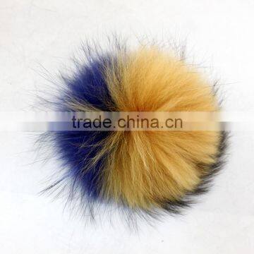 Myfur Newest Fashion Raccoon Fur Pompoms Wholesale Top Ball On Winter Hat Wholesale Genuine Raccoon photo-2