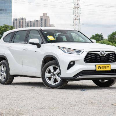 Toyota Highlander photo-3