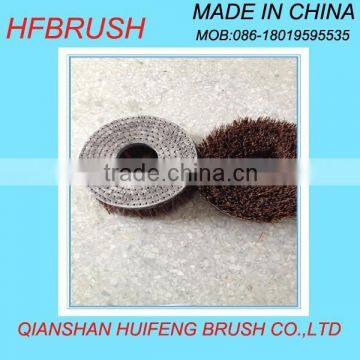 Disc brush for scrubing