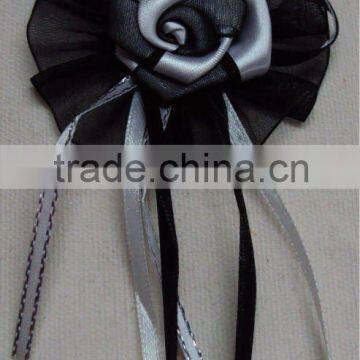 Black & white rose brooch