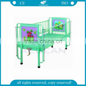 beautiful design AG-CB002 Hospital children one manual crank adjustable baby cot bed