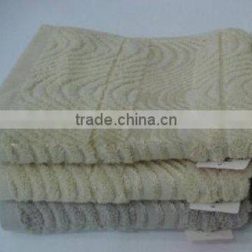 zero twist jacquard wave bathtowel