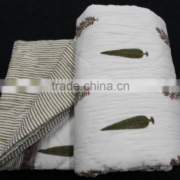 Quilting Handmade Wholesale Jaipur Sanganeri Hand Block Printed Cotton Quilts Manufacturer Of India photo-2