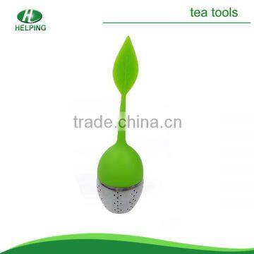 Leaf shaped tea strainer with silicone and stainless steel