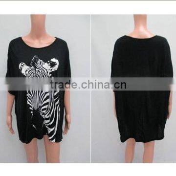 Women plus bat-wing high-low printed top