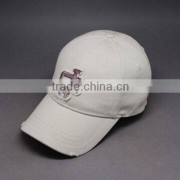 FITTED BASEBALL CAP WITH APPLIQUE PRINTING