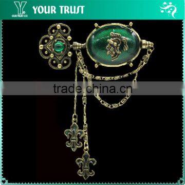 Knight Cross Emerald Bronze Metal Decorative Wedding Vintage Brooches