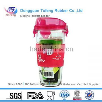 High quality heat resistant glass water bottle with silicone bottle sleeve