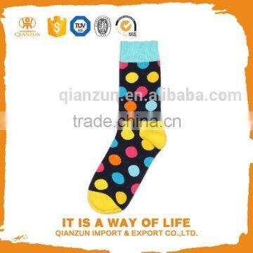Custom Fashion High Quality Men's Dot Socks Men's Casual Cotton Socks Colorful Socks photo-4