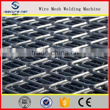 Diamond automatic mesh making machine