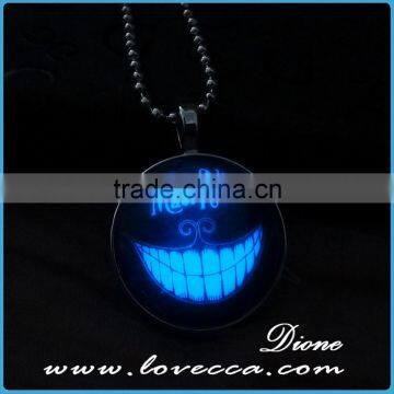 Latest Designs in Stock Fashion Glow in Dark Luminous Necklace Glowing Necklaces photo-4