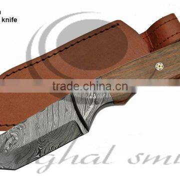 Damascus skinner knife/Hunting knife/wood