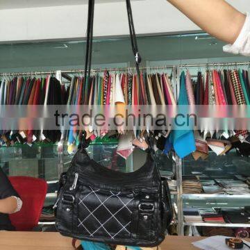 Women Washing Messenger Bag