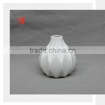 Wholesale White Mini Color Clay Porcelain Vases for Flower