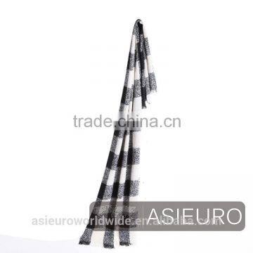 Classical Checks Stole With Bouchlet For Unisex, Bsci and Sedex