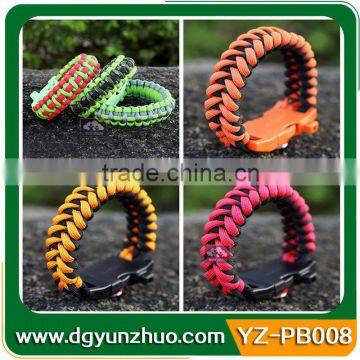 Wholesale 550 paracord bracelet with plastic whistle buckles