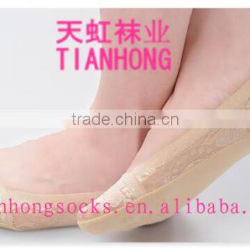 Hot Sale Lady Attractive Designs Wholesale Women Sexy Summer Invisible Socks With Gel Heel photo-2