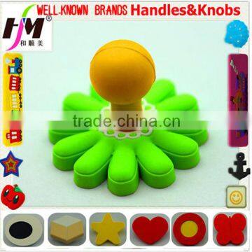 Wood grain plastic handle cartoon handles and knobs