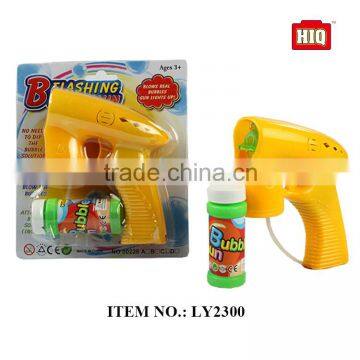 Funny summer outdoor play bubble gun toys BO soap toys with light