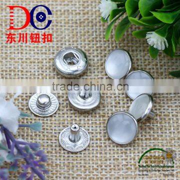China Manufacture Metal Button Pearl Cover Snap Button for Suit