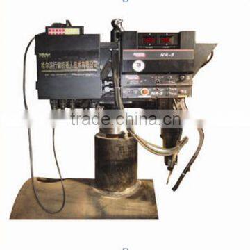 Chuck type saddle automatic welding machine