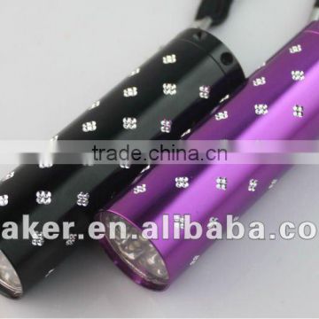 9 LED Flower Engraving Aluminum Flashlight