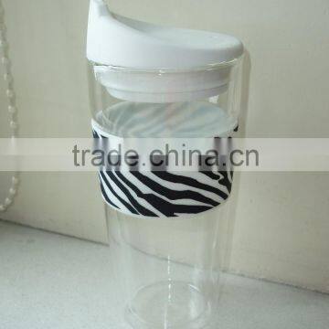 double wall glass tumbler with colorful silicone sleeve and lid wholesale