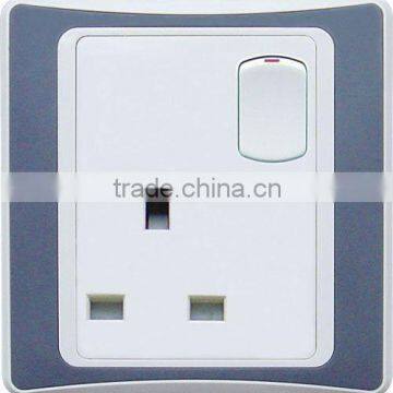 1 gang with 13A switch socket