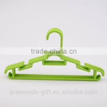 GS8064 hugh quality durable plastic clothes hangers