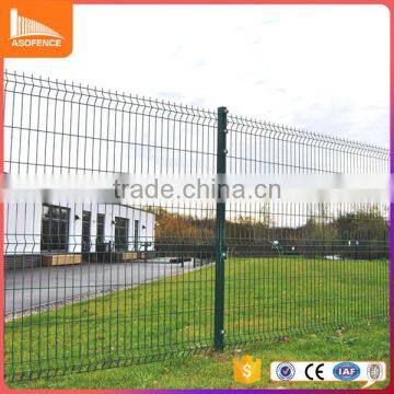 China welded wire mesh fence with 3 folds