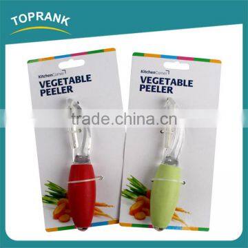 Kitchen Vegetable Fruit Shelling Tool Knife Shaped Plastic Fruit Peeler photo-2