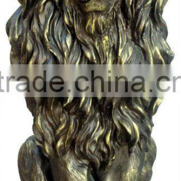 Dynamic outdoor garden statues