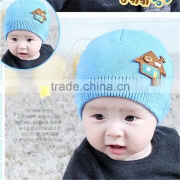 Hat Manufacturer of Pure White Acrylic Knitted Hat Warm and Lovely photo-6