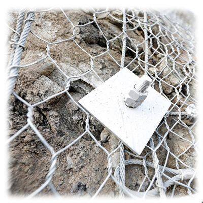 Double Twist Hexagonal Mesh Rockfall Netting Drapery System für Gesteinssturzabwehr und Hangstabilisierungsarbeiten