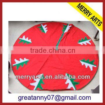 yiwu market hot sale new velvet christmas tree skirts cheap red quilted christmas tree skirt