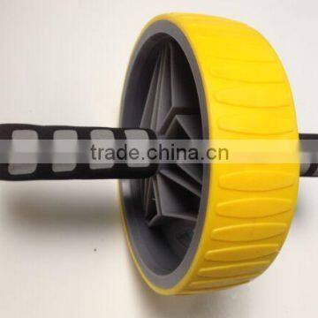 AB Roller Wheel for adominal exercise with foam grips