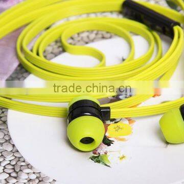 Hot selling mobile phone earphones flat noodle cable earphones in-ear earphones