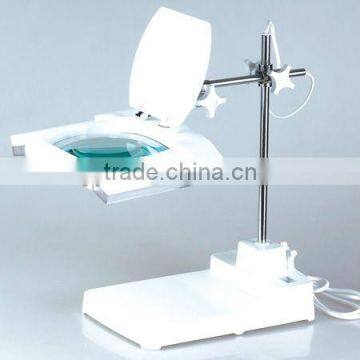 Magnifying Lamp