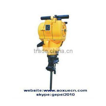 Clean concrete damaged road and public project machine, gasoline picaxe machine