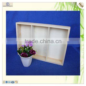 Modern Stylish Cuboid Grids Compartment Pine Wooden Plate Tray photo-3