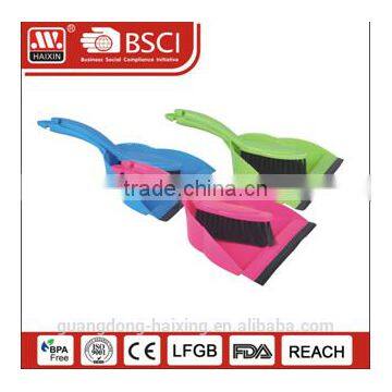 2010 new design plastic dustpan