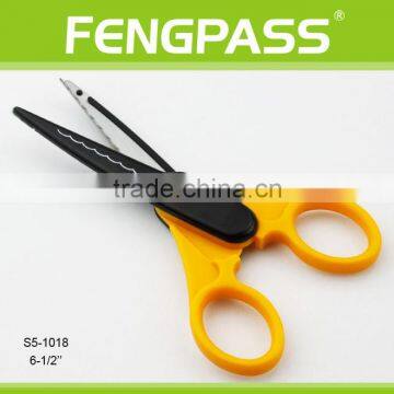 S5-1018 6.5 Inch 2Cr13 Stainless Steel Blade With Plastic Handle Cuticle Scissors photo-2