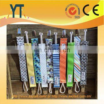 YT Factory Colorful baby pacifier clip wood pacifier ,Baby New Design Pacifier Clip Popular Cute With Matel Clips