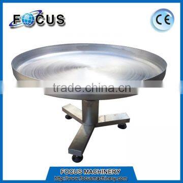 Rotary table for food collecting