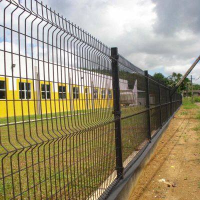 Green PVC Coated 3D Curved Welded Wire Mesh Fence for Garden Farm Security photo-4
