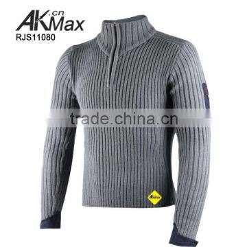 Government Issue Military Wool Sweater For Outdoor Use photo-2