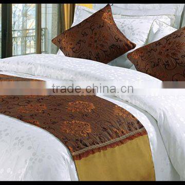 100% polyester decaration bed throw for hotel use