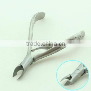 Fashionable Stainless Steel Curving Carved Handle Cuticle Nipper