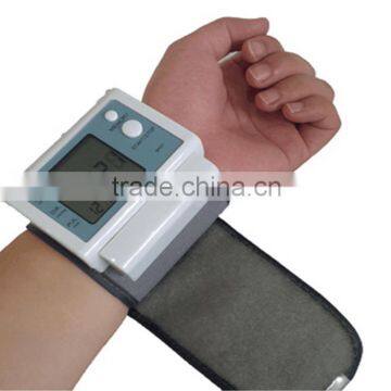 Have family medical watch type Blood pressure monitor manufacturers