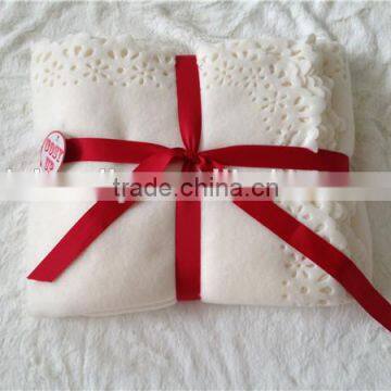 Flame retardant Merry Christmas gift package blanket